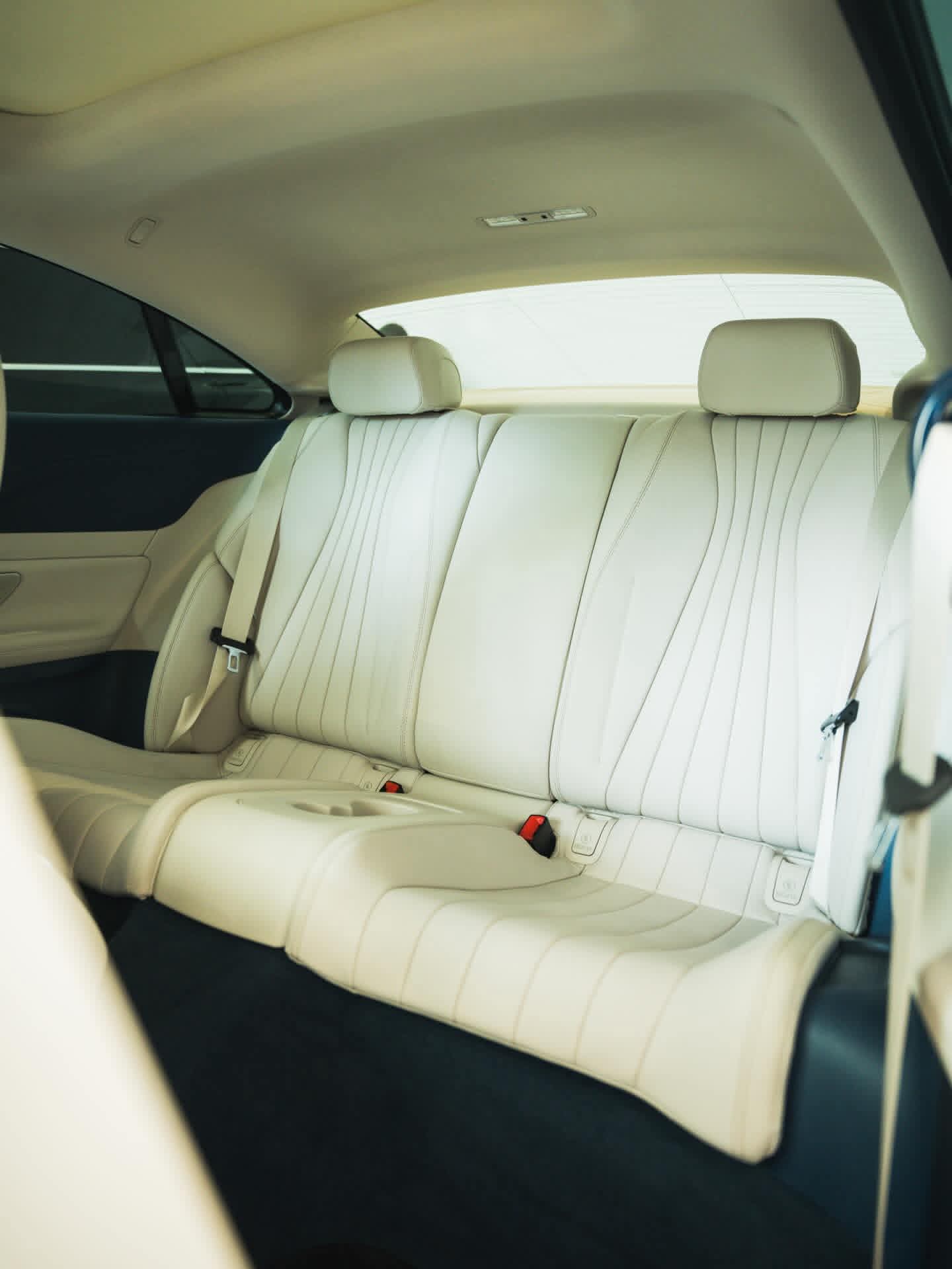 Mercedes Benz E200 2023 - Brand New Car sale in Sri Lanka - patpat.lk