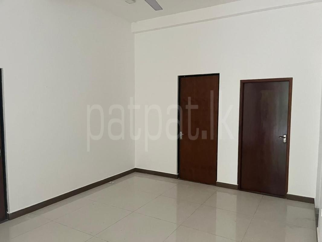 premium-listing-image