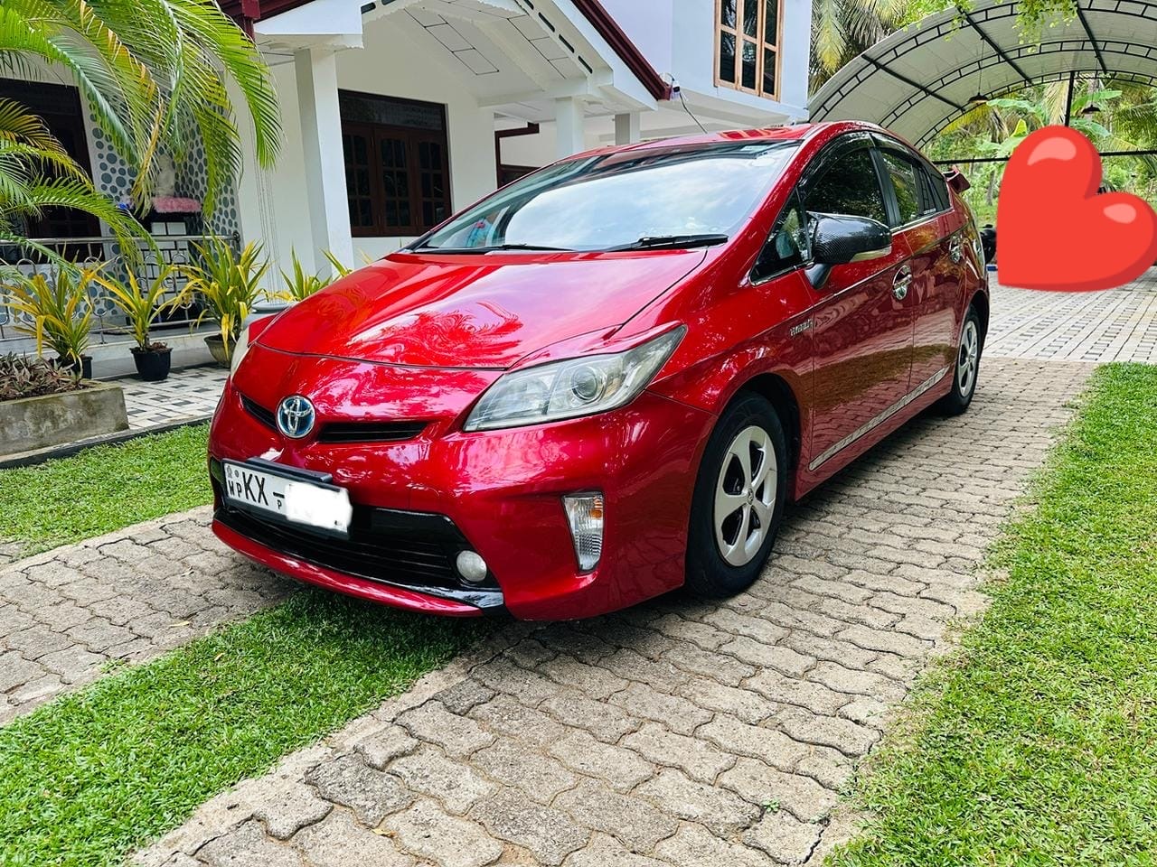 Toyota Prius 2013 - பயன்படுத்தப்பட்டது கார் sale in Sri Lanka - patpat.lk