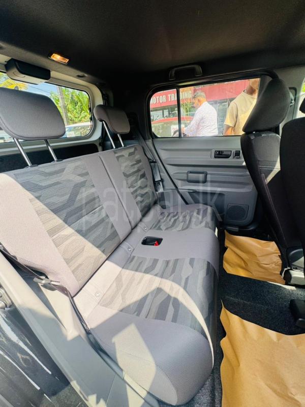 Advertisement image 6