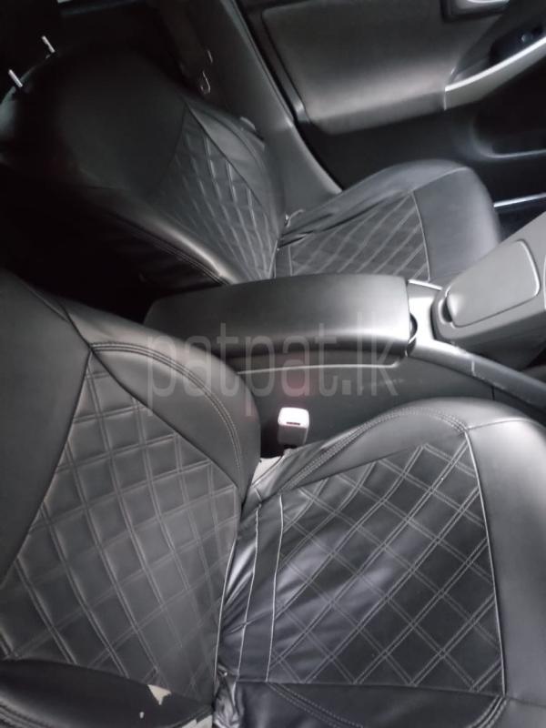Toyota Prius 2011 - பயன்படுத்தப்பட்டது கார் sale in Sri Lanka - patpat.lk