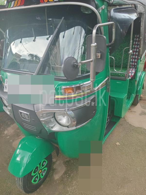 Bajaj Three Wheel 2015 - Used Three wheeler sale in Sri Lanka - patpat.lk