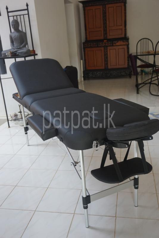 MASSAGE THERAPY TATTOO PORTABLE BEDS