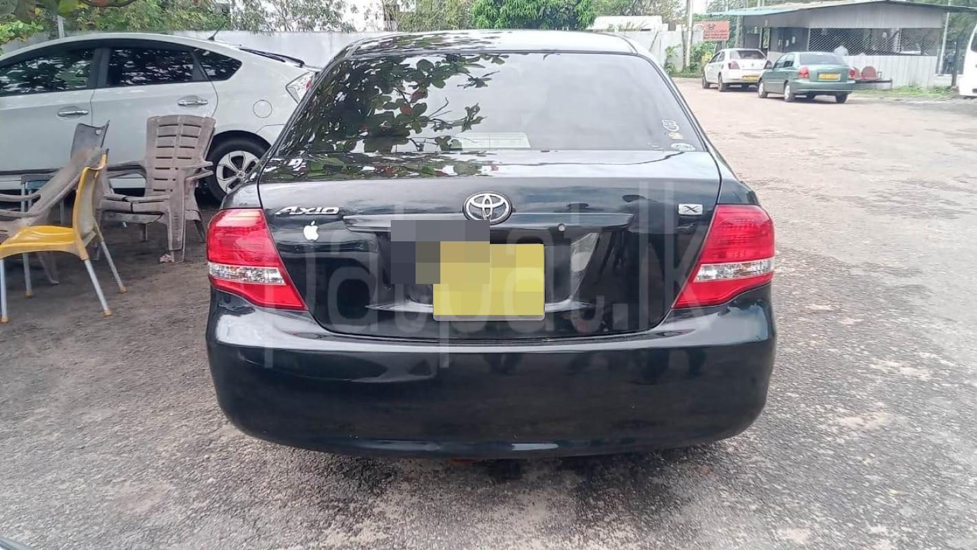 Toyota Axio 2010 - பயன்படுத்தப்பட்டது கார் sale in Sri Lanka - patpat.lk
