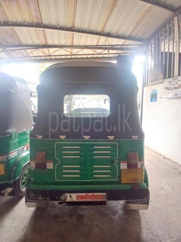 Bajaj 4 stroke 2012 - Used Three wheeler sale in Sri Lanka - patpat.lk