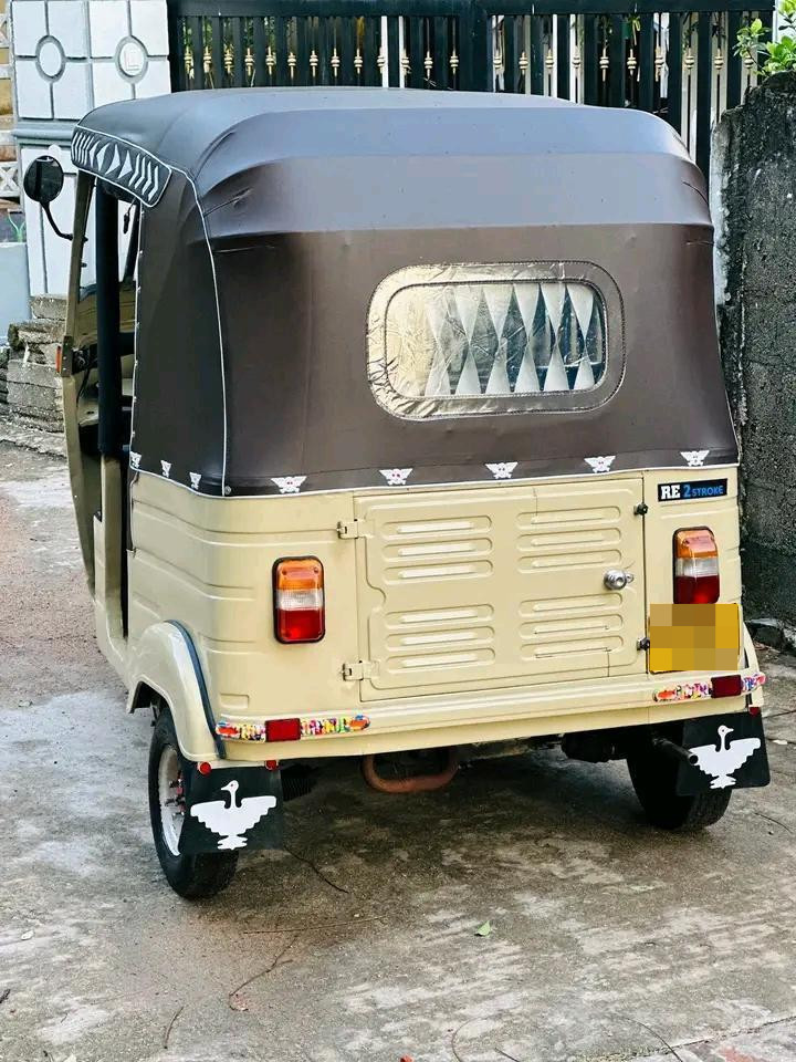 Bajaj 2 stroke 2006 - பயன்படுத்தப்பட்டது முச்சக்கர வண்டி sale in Sri Lanka - patpat.lk