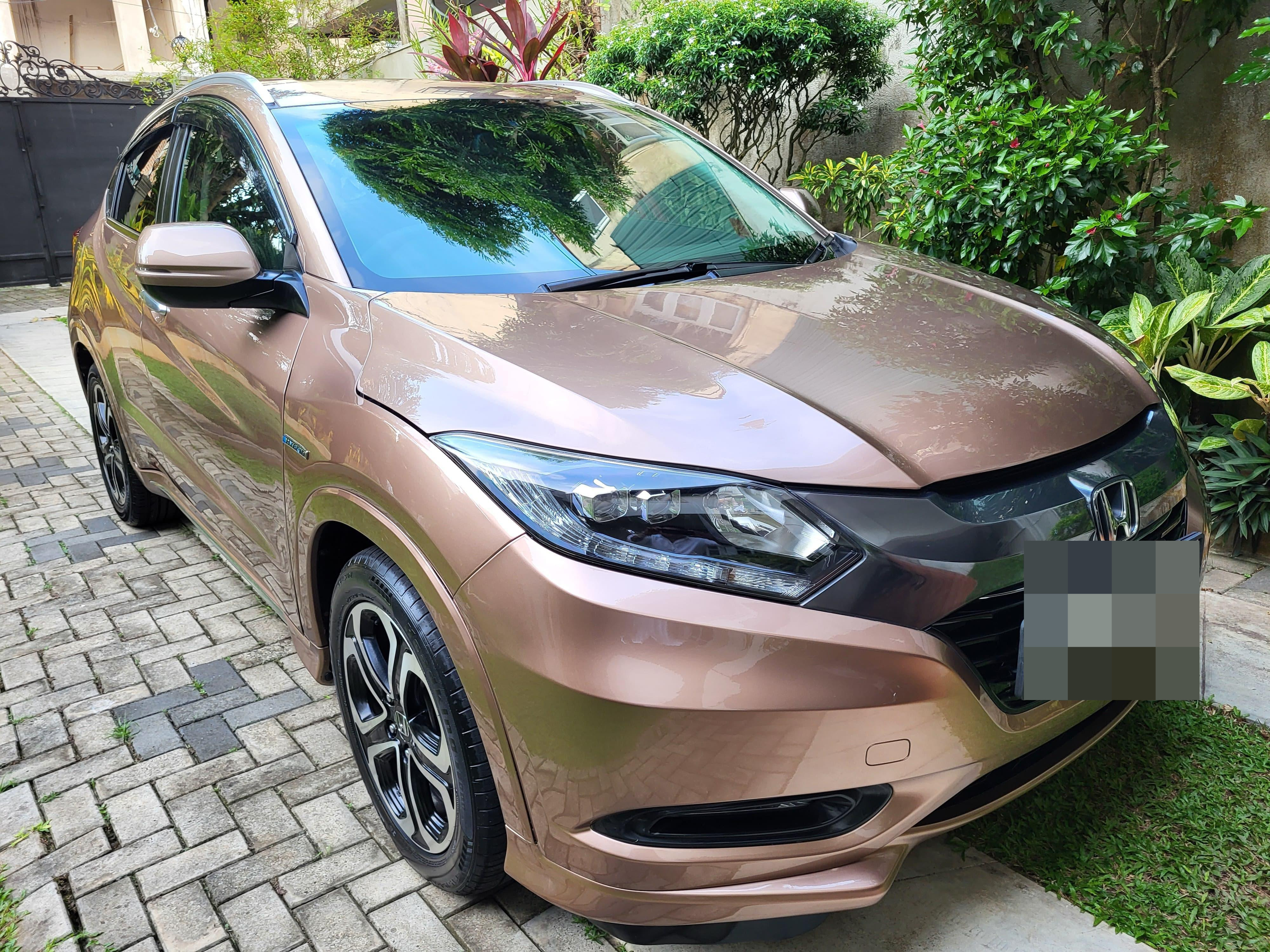Honda Vezel 2016 - Used SUV sale in Sri Lanka - patpat.lk