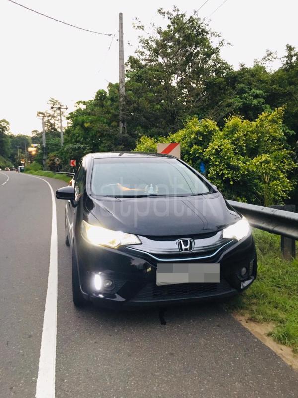 Honda Fit 2013 - பயன்படுத்தப்பட்டது கார் sale in Sri Lanka - patpat.lk