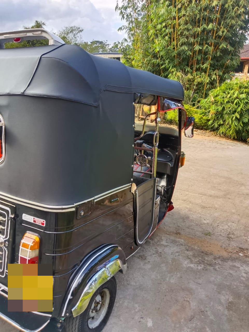 Bajaj Three Wheel 2011 - Used Three wheeler sale in Sri Lanka - patpat.lk