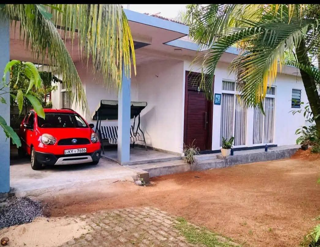 House for Sale in Athurugiriya