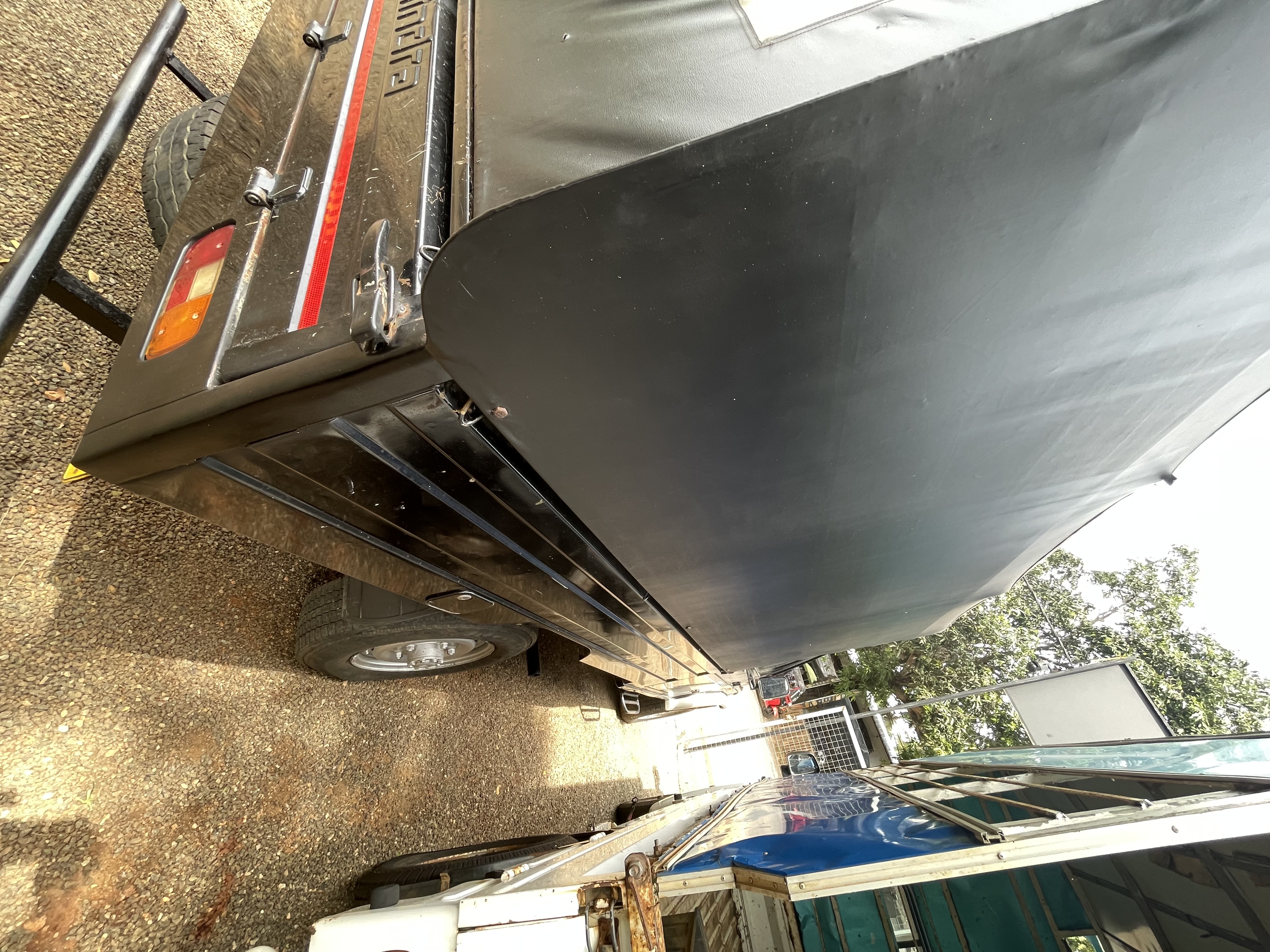 Mahindra Bolero 2018 - பயன்படுத்தப்பட்டது டிரக் sale in Sri Lanka - patpat.lk