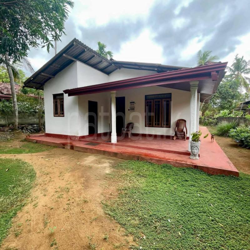 House for Sale in Pothuhera