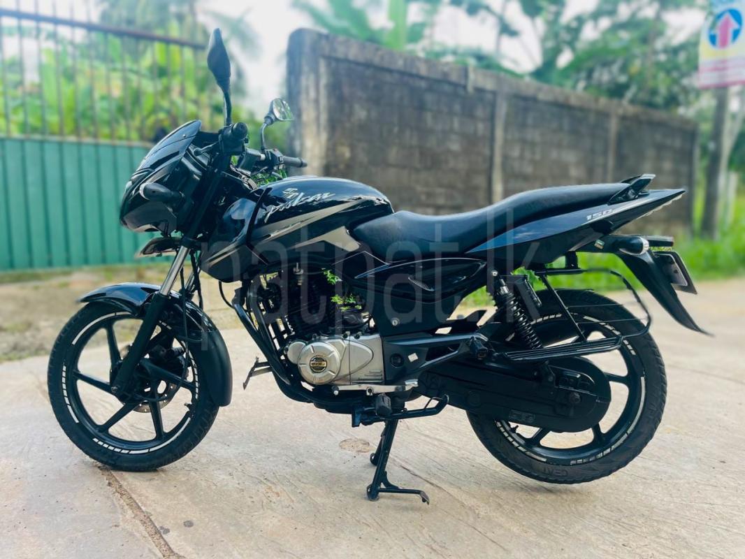 Bajaj Pulsar 2015 - பயன்படுத்தப்பட்டது பைக் sale in Sri Lanka - patpat.lk