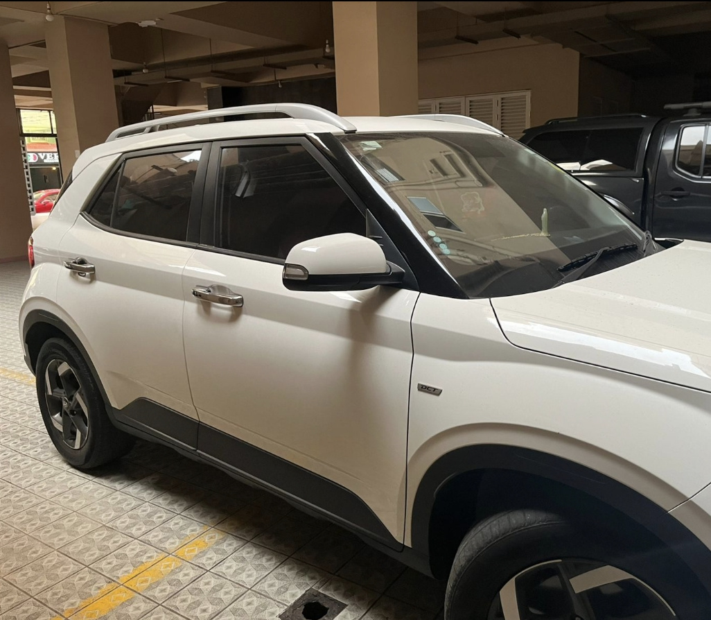 Hyundai Venue 2019 - பயன்படுத்தப்பட்டது SUV sale in Sri Lanka - patpat.lk