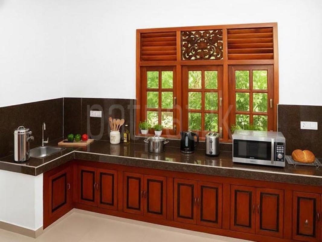 Restaurant for Sale in Tangalla