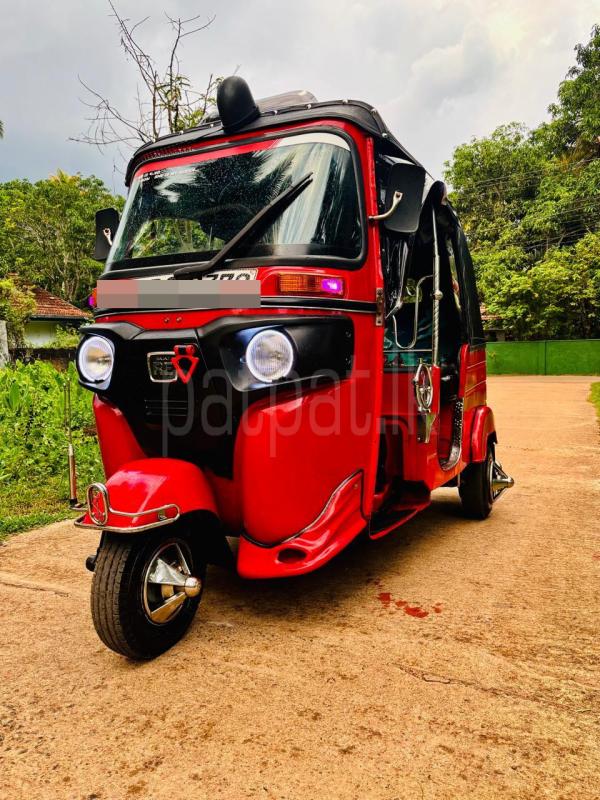 Bajaj Three Wheel 2016 - பயன்படுத்தப்பட்டது முச்சக்கர வண்டி sale in Sri Lanka - patpat.lk
