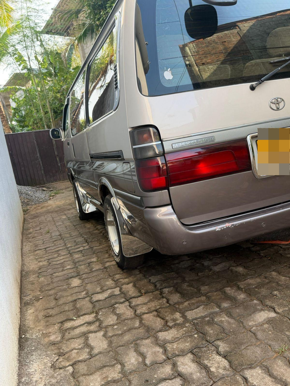 Toyota LH113 1992 - Used Van sale in Sri Lanka - patpat.lk