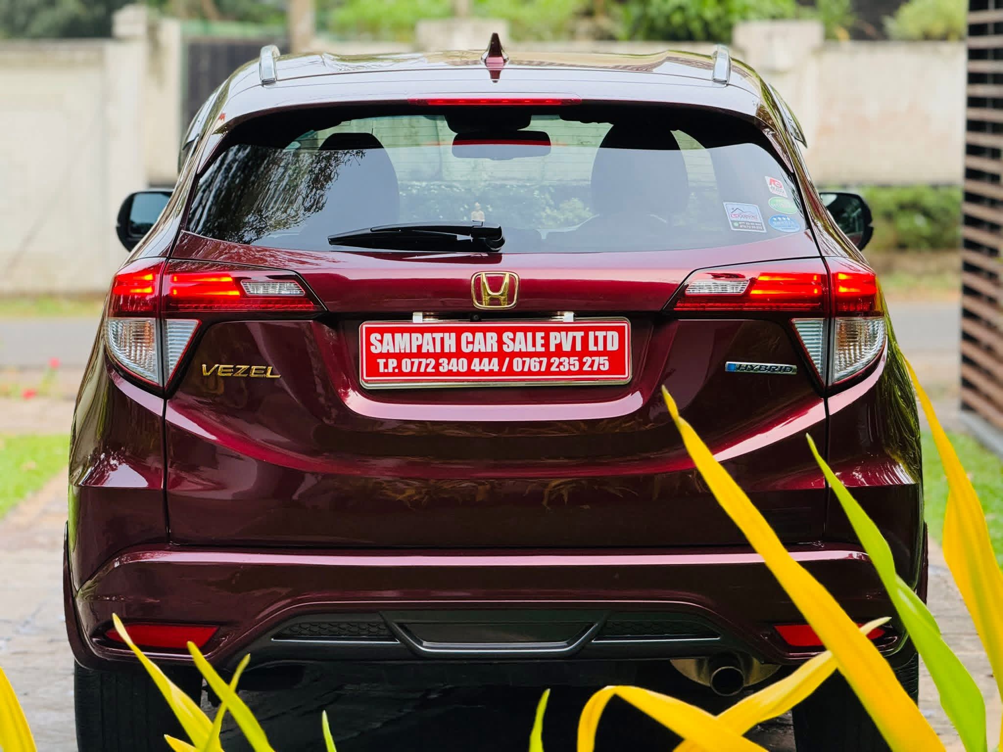 Honda Vezel 2015 - Used SUV sale in Sri Lanka - patpat.lk