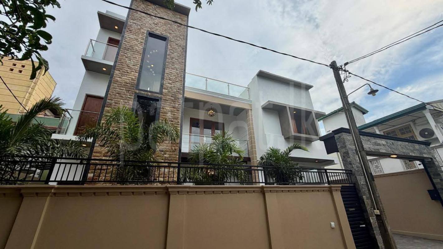 House for Sale in Boralesgamuwa