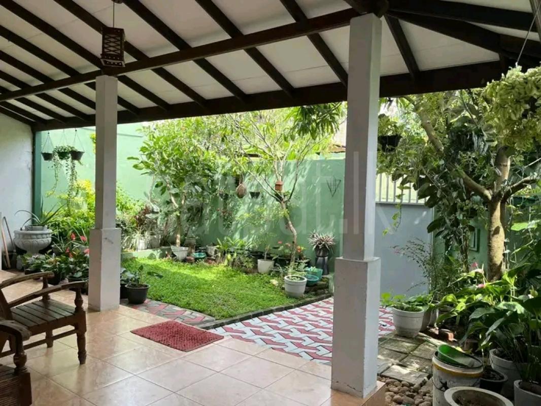 House for Sale in Mahara