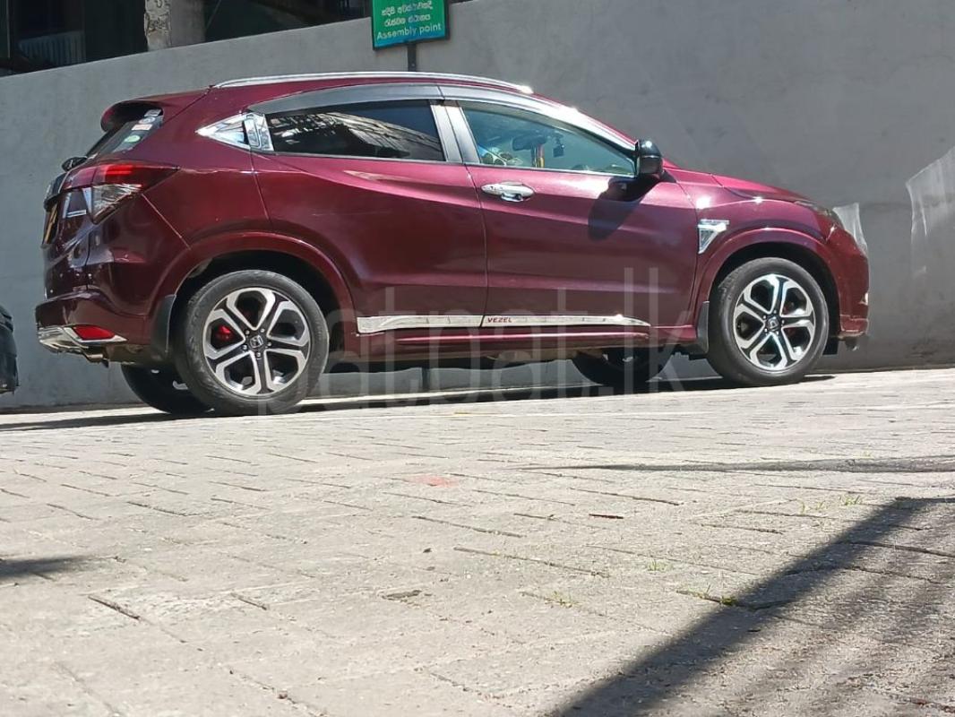 Advertisement image 3