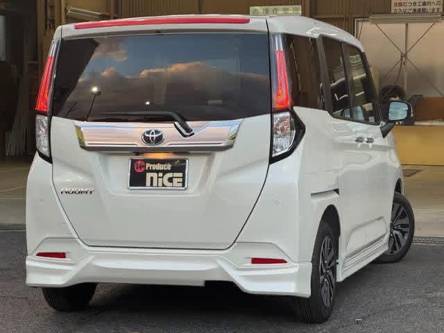 Toyota Roomy 2023 - Used Van sale in Sri Lanka - patpat.lk