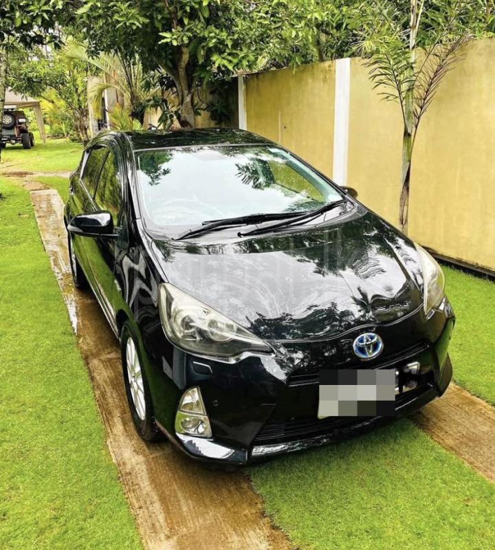 Toyota Aqua 2013 - Used Car sale in Sri Lanka - patpat.lk