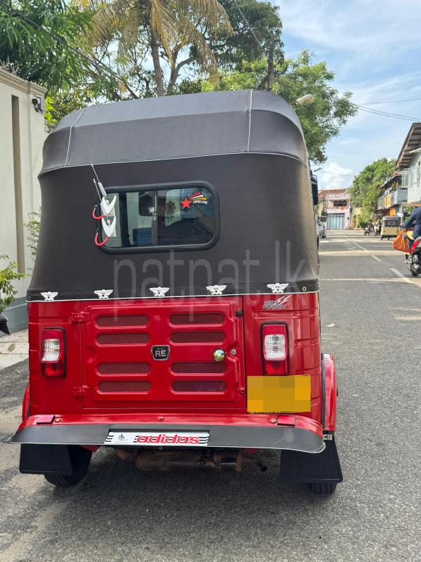 Bajaj Three Wheel 2020 - பயன்படுத்தப்பட்டது முச்சக்கர வண்டி sale in Sri Lanka - patpat.lk