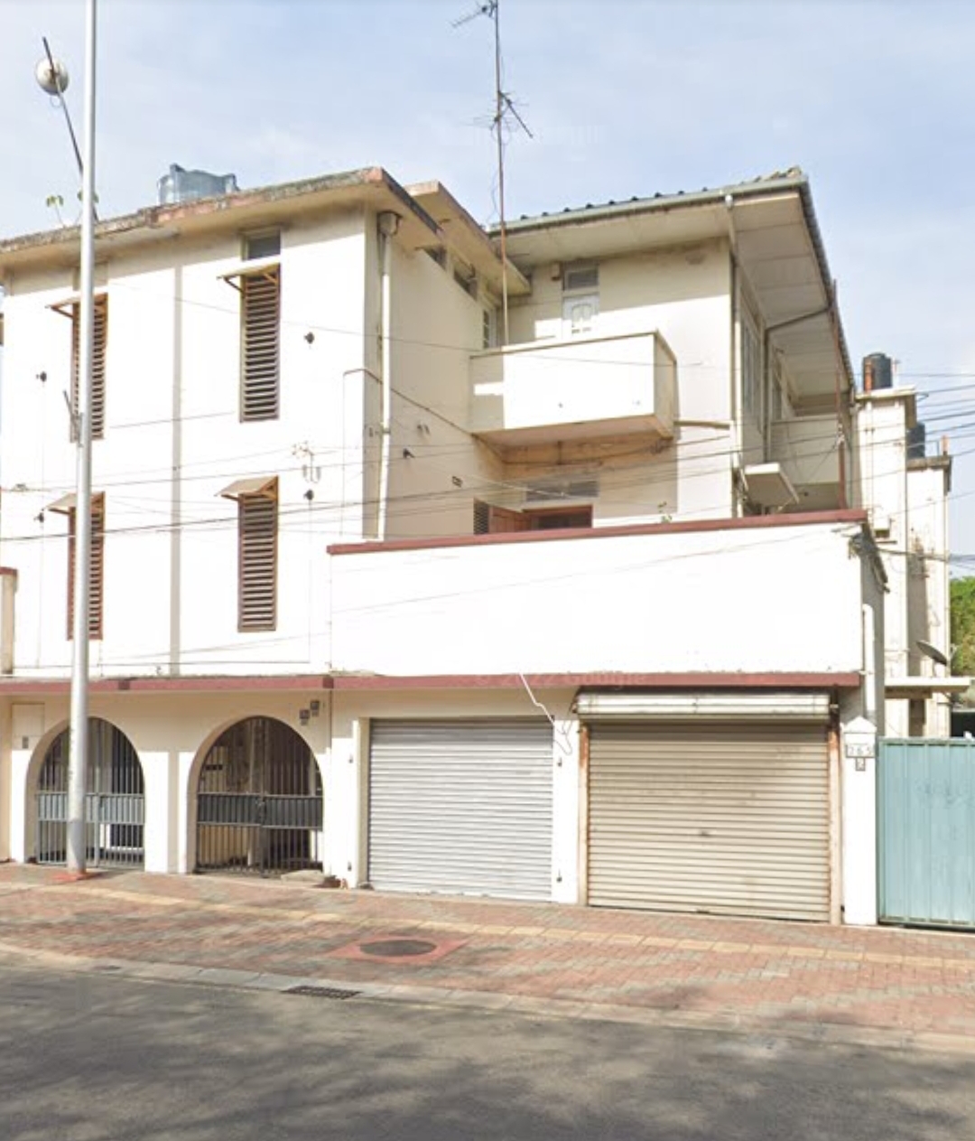 Building for Rent in Kollupitiya (Colombo 03) ads-image-1