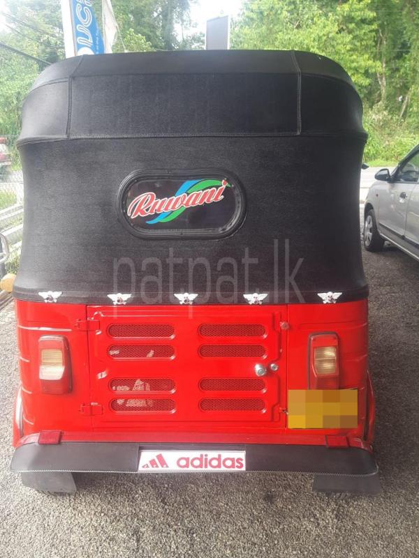 Bajaj Three Wheel 2006 - பயன்படுத்தப்பட்டது முச்சக்கர வண்டி sale in Sri Lanka - patpat.lk