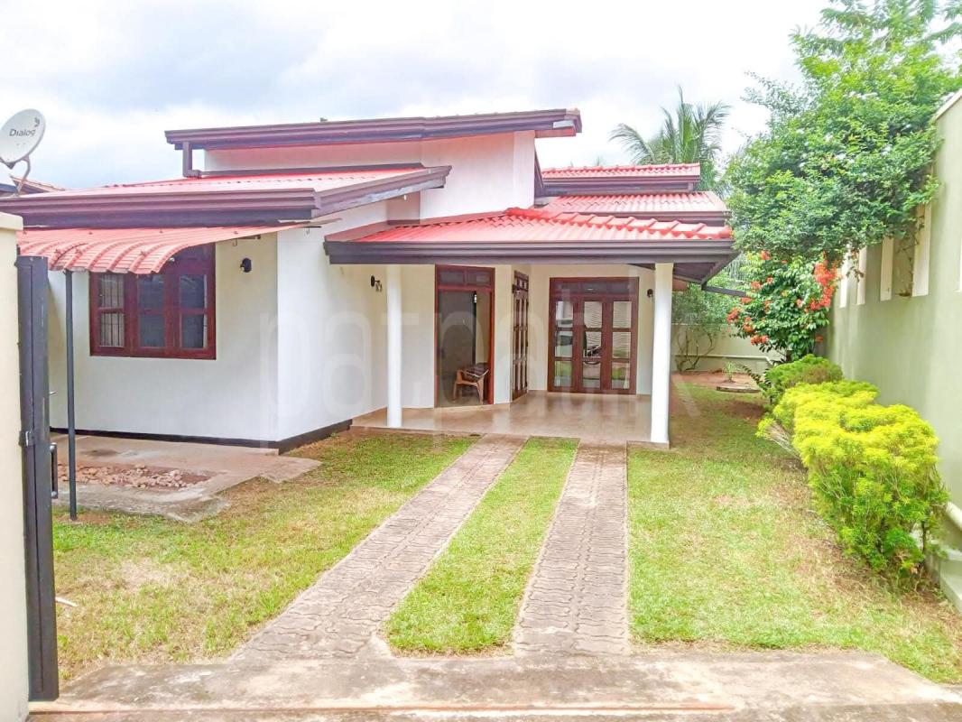 House for Sale in Athurugiriya ads-image-1