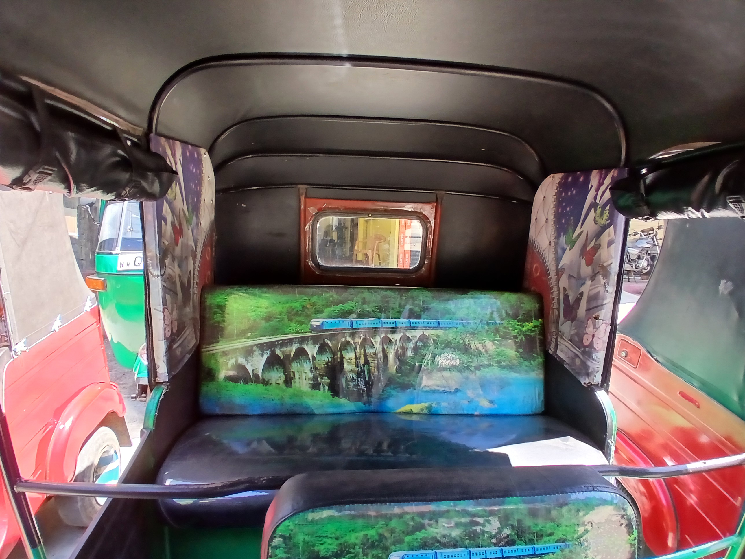 Advertisement image 6