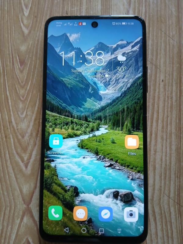 Original Huawei phone (used) ads-image-1