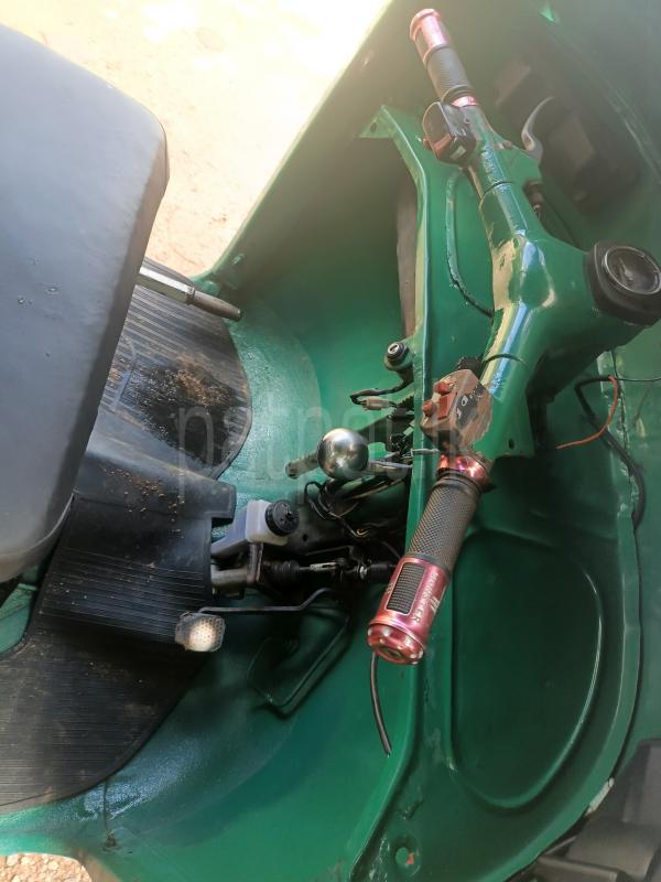 Bajaj 2 stroke 2003 - பயன்படுத்தப்பட்டது முச்சக்கர வண்டி sale in Sri Lanka - patpat.lk