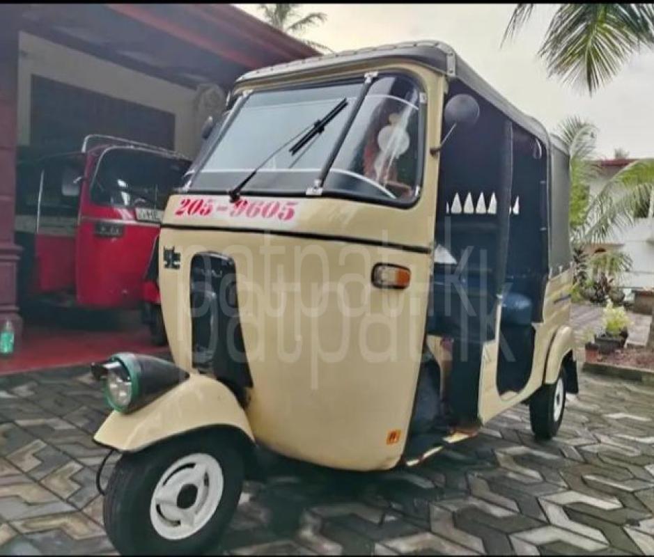 Bajaj 2 stroke 2000 - භාවිතා කරන ලද ත්‍රිරෝද රථය sale in Sri Lanka - patpat.lk