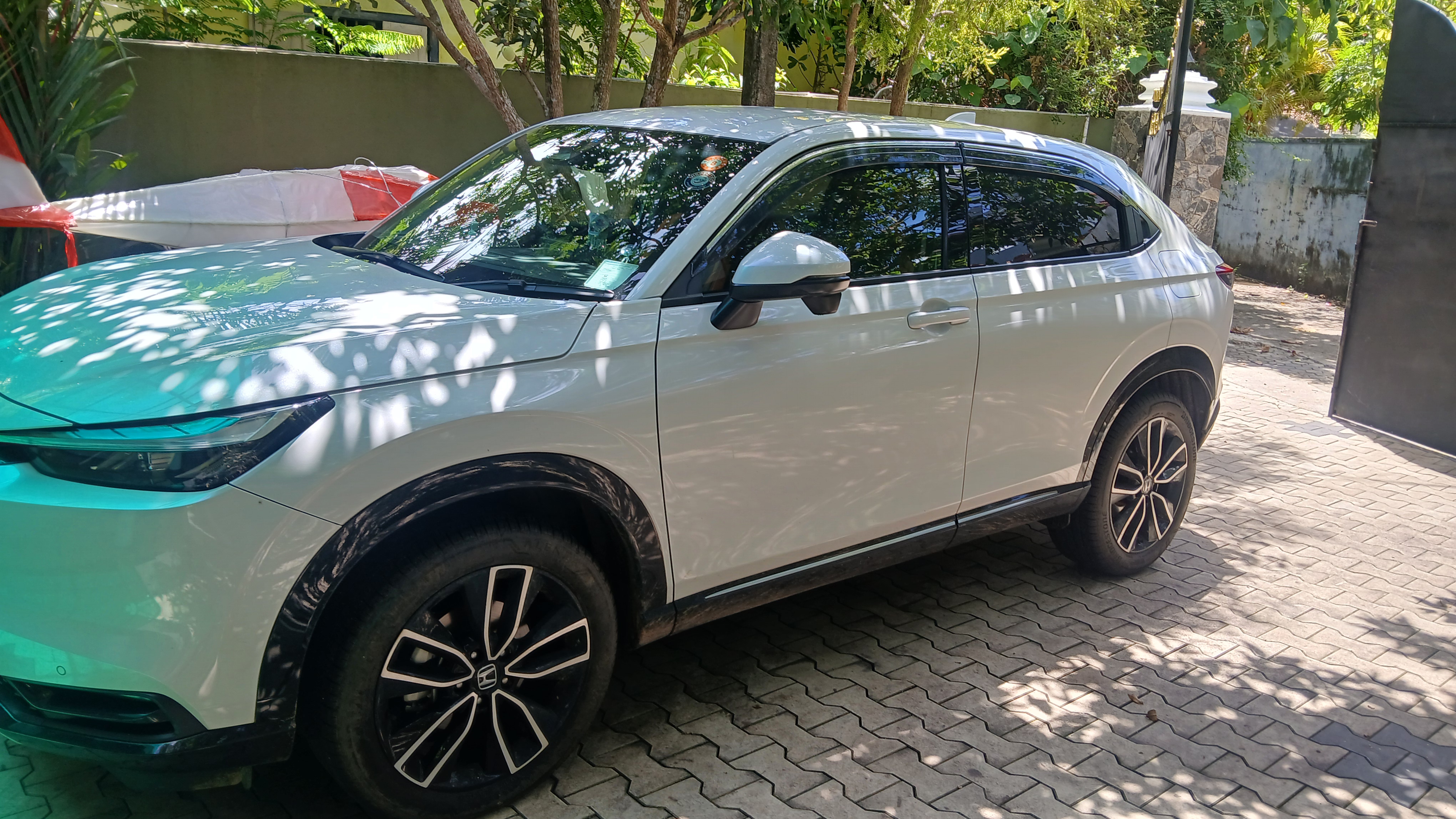 Honda Vezel 2025 - பயன்படுத்தப்பட்டது SUV sale in Sri Lanka - patpat.lk