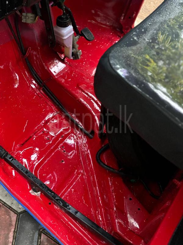 Advertisement image 1