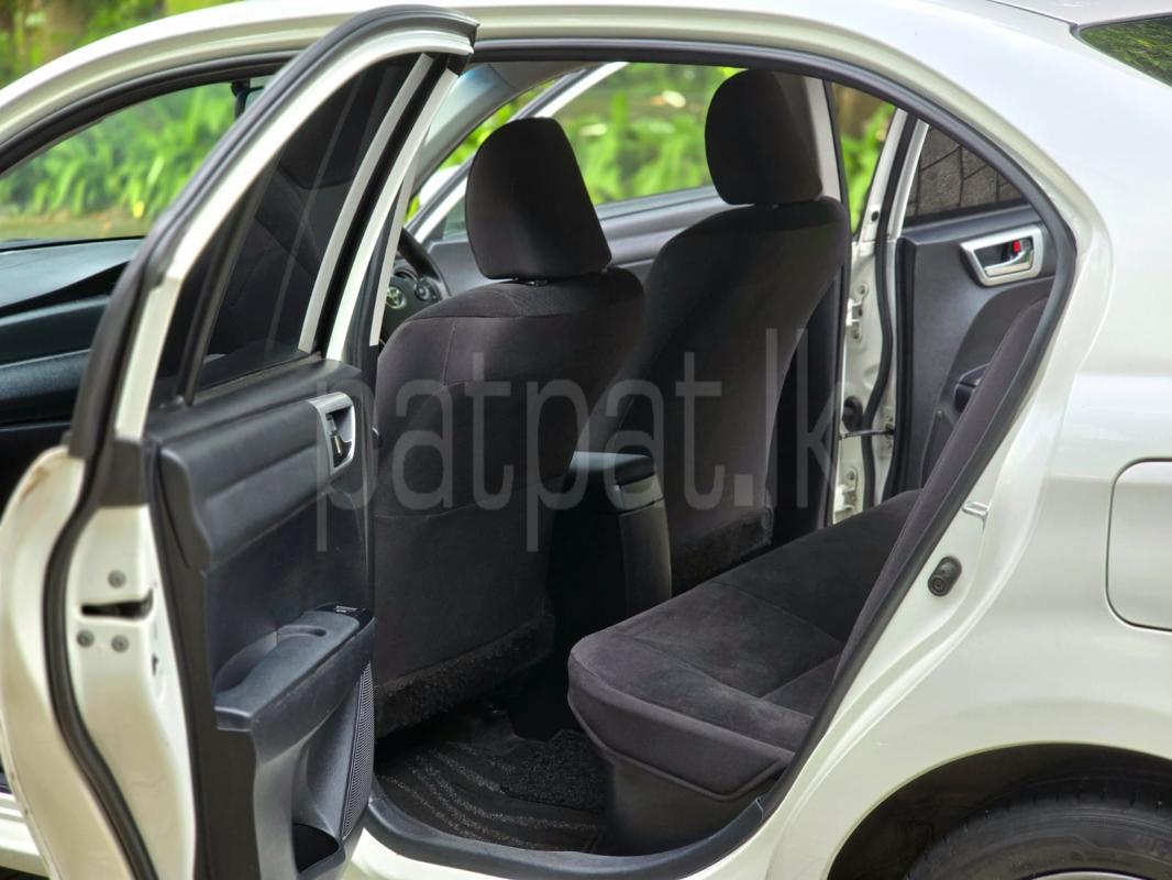 Toyota Axio 2015 - பயன்படுத்தப்பட்டது கார் sale in Sri Lanka - patpat.lk