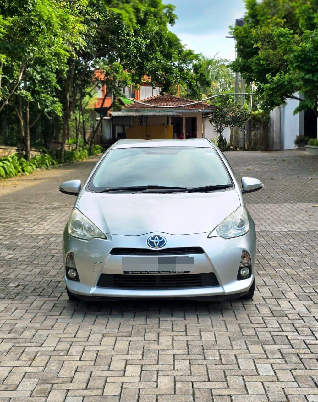 Toyota Aqua 2013 - பயன்படுத்தப்பட்டது கார் sale in Sri Lanka - patpat.lk