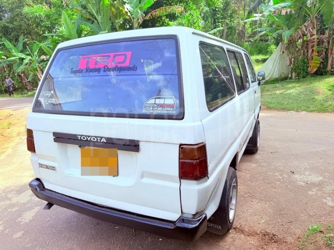 Toyota LiteAce 1988 - Used Van sale in Sri Lanka - patpat.lk
