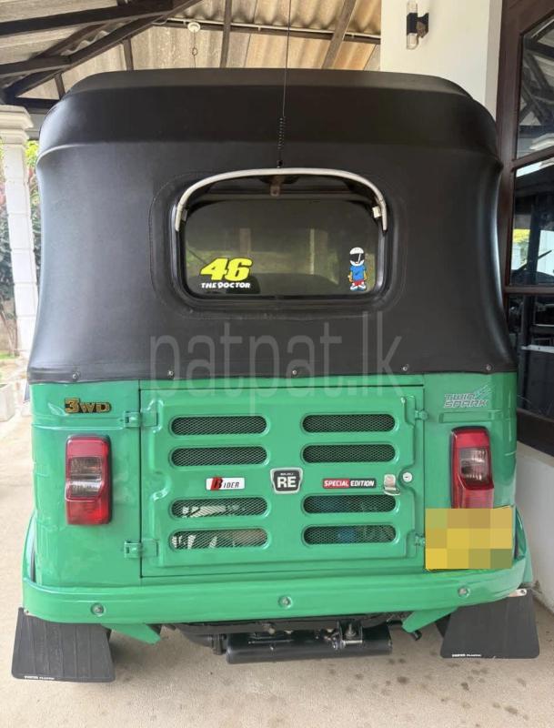Bajaj 4 stroke 2018 - பயன்படுத்தப்பட்டது முச்சக்கர வண்டி sale in Sri Lanka - patpat.lk