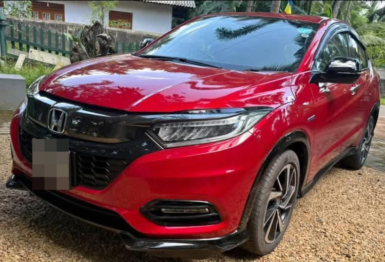Honda Vezel 2018 - பயன்படுத்தப்பட்டது SUV sale in Sri Lanka - patpat.lk