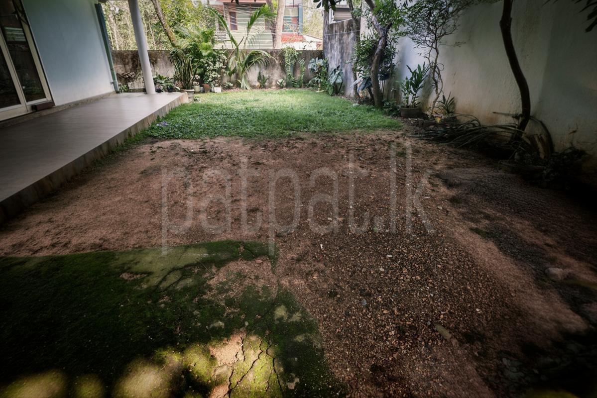 Residential Land for Sale in Battaramulla ads-image-1