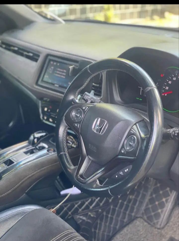 Honda Vezel 2018 - Used SUV sale in Sri Lanka - patpat.lk