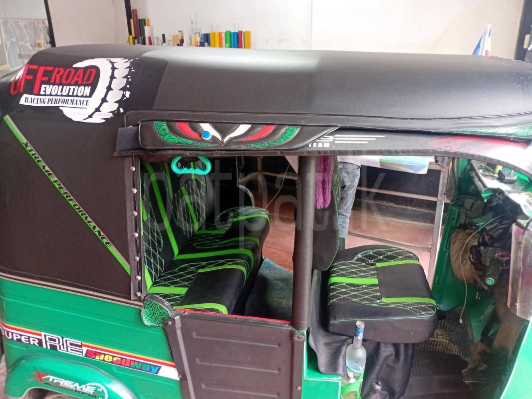 Bajaj 2 stroke 2007 - பயன்படுத்தப்பட்டது முச்சக்கர வண்டி sale in Sri Lanka - patpat.lk