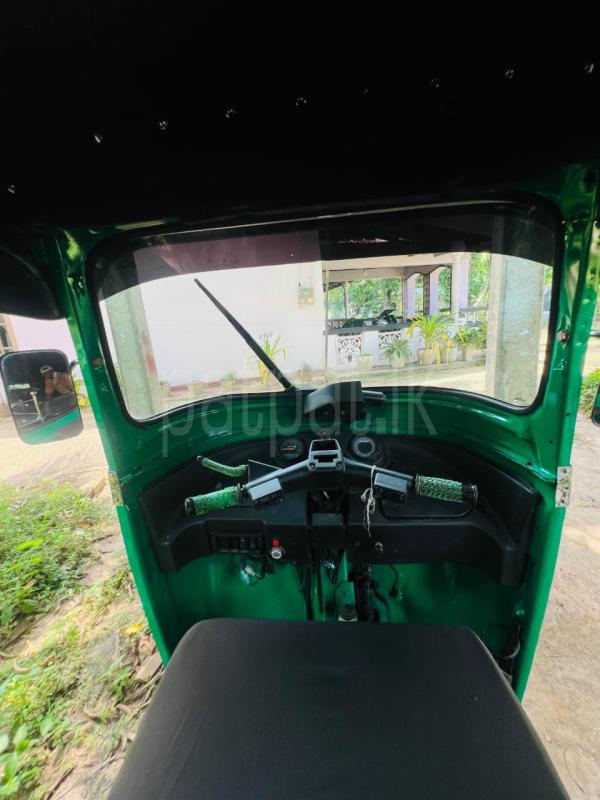 Bajaj Three Wheel 2013 - பயன்படுத்தப்பட்டது முச்சக்கர வண்டி sale in Sri Lanka - patpat.lk