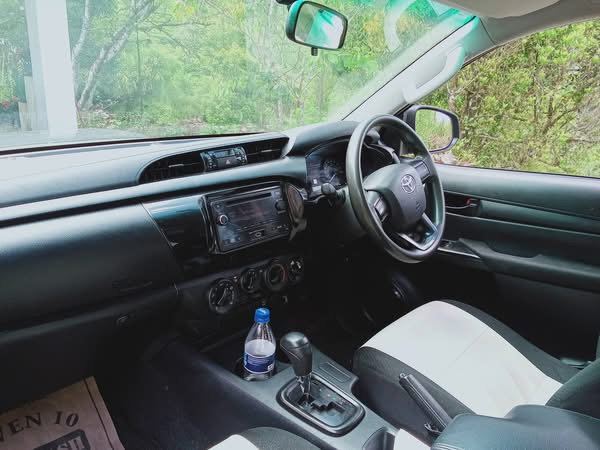 Toyota Hilux 2016 - Used Pick-up  sale in Sri Lanka - patpat.lk