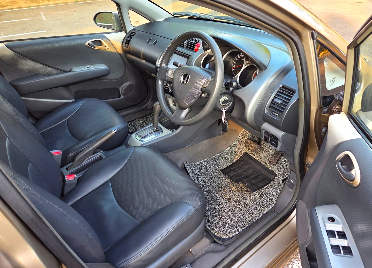 Advertisement image 6