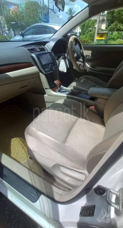 Toyota Premio 2011 - பயன்படுத்தப்பட்டது கார் sale in Sri Lanka - patpat.lk