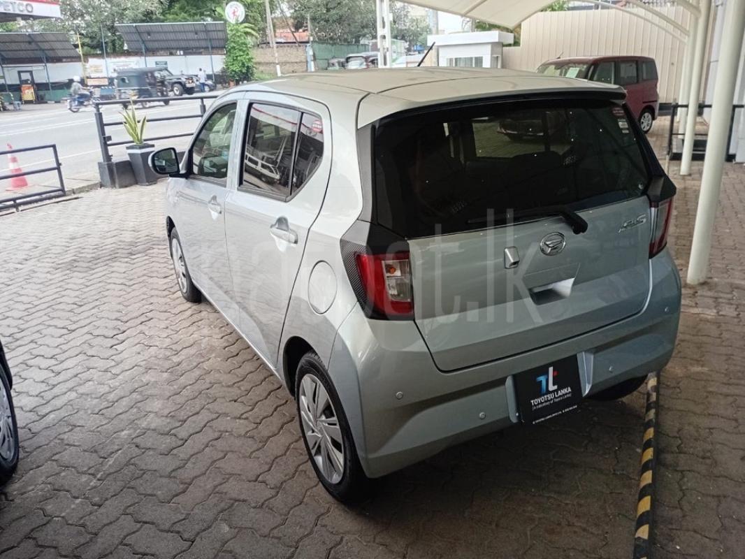 Advertisement image 1